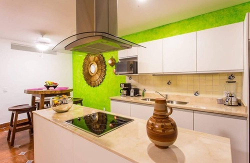 North End Apartment | 4 Fantastic 2BR Master Suites Ideal Location