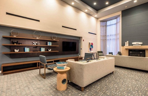 Richardson Hotel | 4 Relaxing Units Near Galatyn Woodland Preserve, with FREE Parking, Pool!