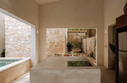 Centro House | 48th Meridian