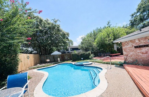 Clodine House | 4BR Home W/Pool Perfect for groups Fast Wifi & Parking