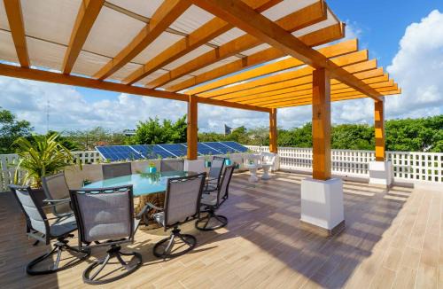 Downtown Cancun Villa | 5 Bedroom Modern Villa with Private Pool - Great Location