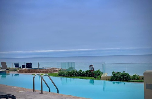 Playa Encantada House | 5 minutes from downtown Rosarito, private beach and jacuzzi, 24/7 security.