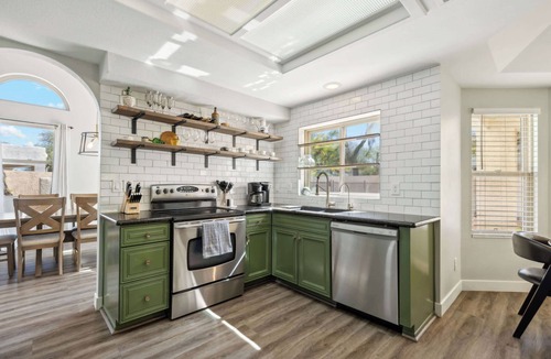 Red Mountain Ranch House | 5BDR with Pool & Scenic Golf Views!