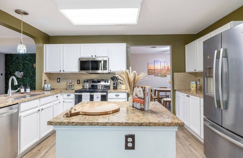 Morningside Meadows House | 5BR Retreat: Arcade, Cowboy Pool & Volleyball Oasis in Huge Backyard