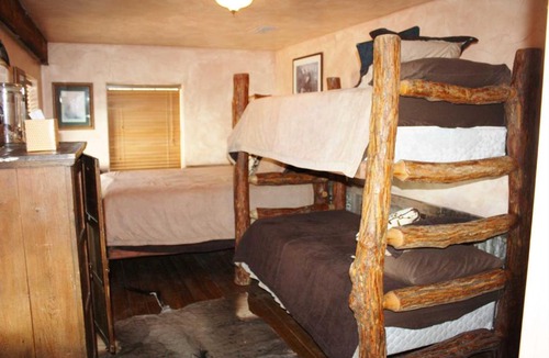 Tarpley House | 7 Canyons Ranch Lodge Suite 4 Home