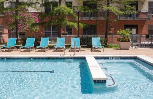 Second Street District Apartment | 75 m² Apartment ∙ 1 bedroom ∙ 4 guests