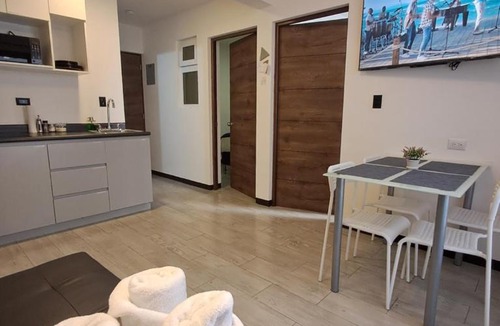 Chisec Apartment | 7min del Parque Central, céntrico, impecable, parqueo-2 Habitaciones