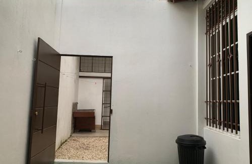 Flores House | 8 habitaciones para 16 personas