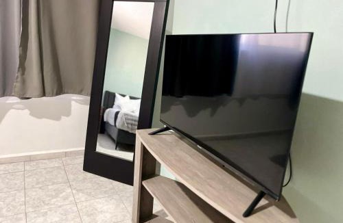 Leon Apartment | 8 VENATOR House Boutique