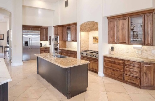 Country Club Acres House | 8BR Paradise Valley Estate - Heated Pool, Spa & Sports
