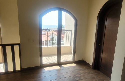 Saltillo House | 9 Bedrooms Private Vacation Home In Saltillo