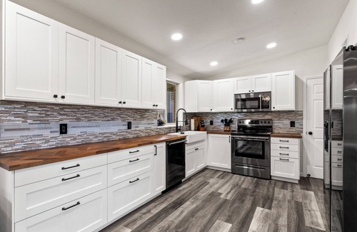 Tucson House | A Charming and bougie 3-bedroom 3 Bath house in beautiful Tucson, AZ with AC