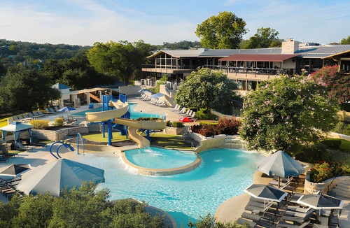 Lakeway Hotel | A Place You'll Surely Enjoy! 3 Convenient Units, Outdoor Pool!
