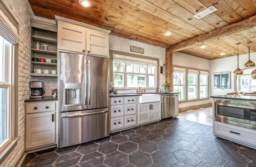 Brookview House | A REAL Fixer Upper - Giraffe House