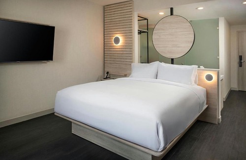 San Luis Potosi Hotel | AC Hotel by Marriott San Luis Potosi