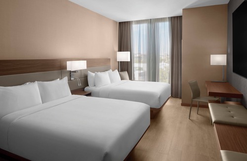 South Scottsdale Hotel | AC Hotel By Marriott Scottsdale Old Town
