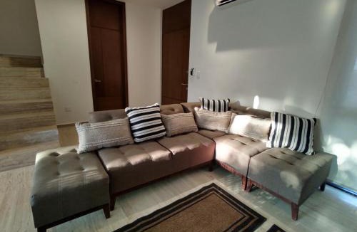 Montecarlo House | Acacias Residence