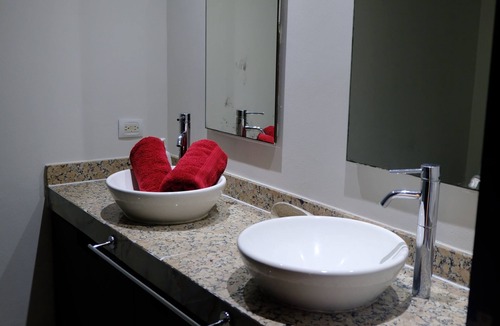 Puente del Mar Apartment | Acapulco Diamante Apartment (pet friendly)