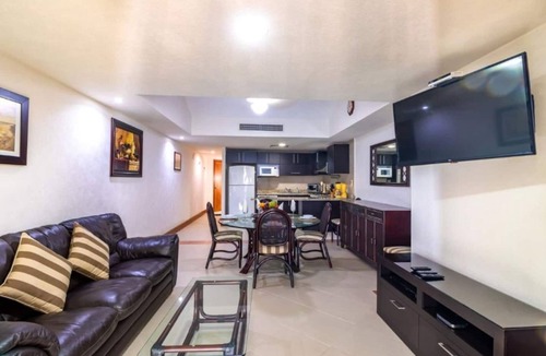 South Hotel Zone Apartment | Acogedor departamento frente al mar Grand Venetian