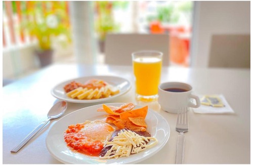 Downtown Cancun Hotel | Adhara Express