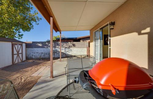 Northeast Heights House | Adobe Home in Albuquerque w/Covered Patio