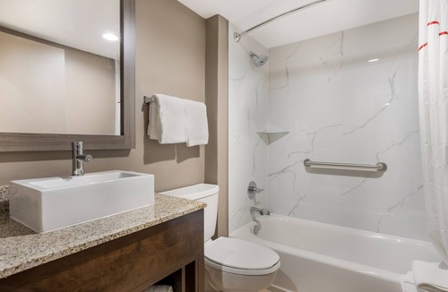 Sulphur Hotel | Affordable Lodging for Every Traveler! FREE Onsite Parking, Pets Allowed!