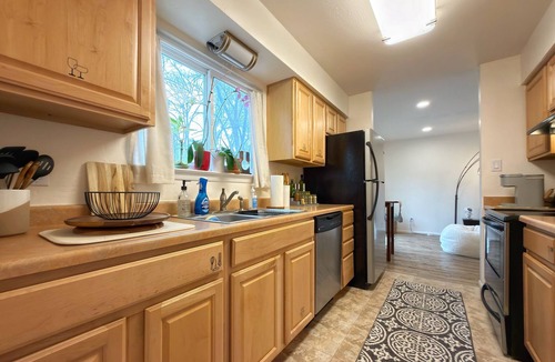Albuquerque House | AirZen: Secure Gated 3BR Japandi Oasis w/EV Garage, Trails & Views