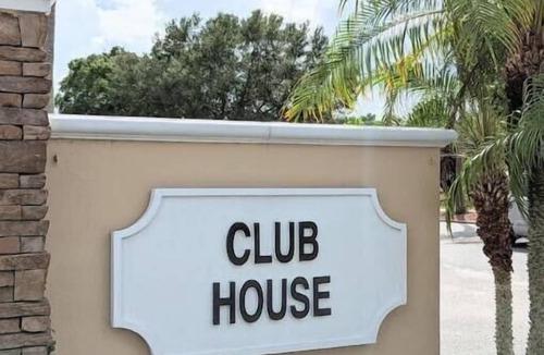 Ventura House | Alluring 2bd/2ba in East Orlando.