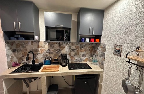 Benito Juarez Apartment | Alojamiento del Sol: A Cozy Corner in the City