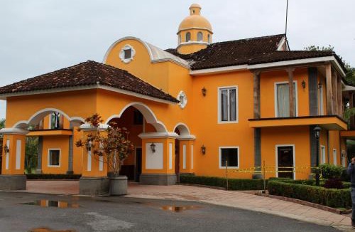 Puerto Barrios Resort | Amatique Bay Hotel
