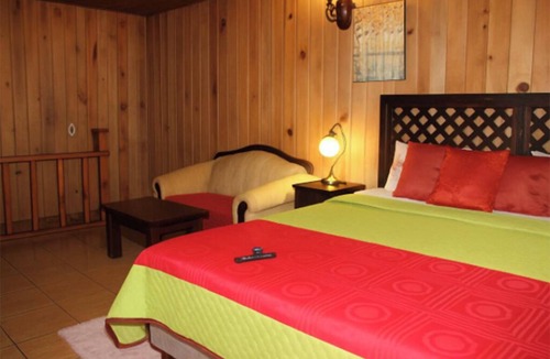 Chimaltenango Bed & Breakfast | Amazing 4-Cabin "Bed & Breakfast" in Chimaltenango by Johnson