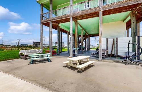 Port Bolivar House | Amazing Canal Front Hot Tub Boat Ramp