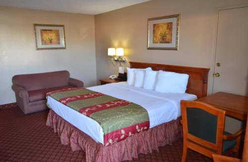 Stephenville Hotel | Americas Best Value Inn Crosstimbers