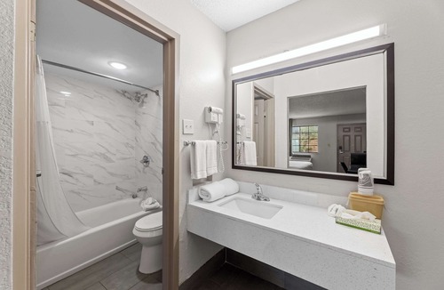 Hurst Hotel | Americas Best Value Inn Ft. Worth Hurst