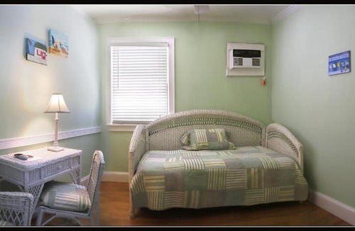 Historic Seaport Bed & Breakfast | Amsterdam's Curry Mansion Inn