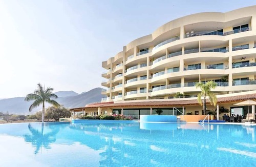 Ajijic Condo | ANANA El Dorado 305 | Lake Chapala Views, Walkable Ribera Location