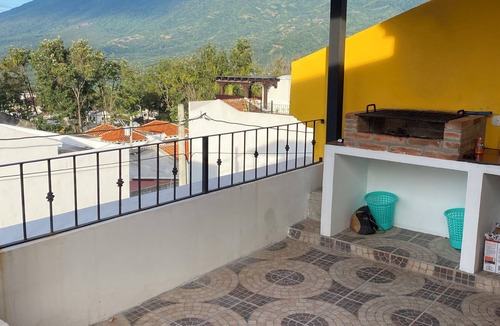 Alotenango House | Antigua Gardens Spacious 4-bedroom house in enchanting Alotenango with WiFi