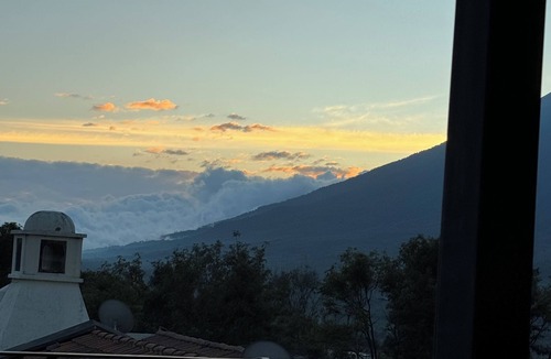 Alotenango House | Antigua Gardens Spacious 4-bedroom house in enchanting Alotenango with WiFi