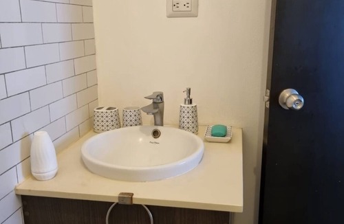 Zona 4 Apartment | Apartamento Tipo Loft de con Cama Matrimonial y Sofá Cama