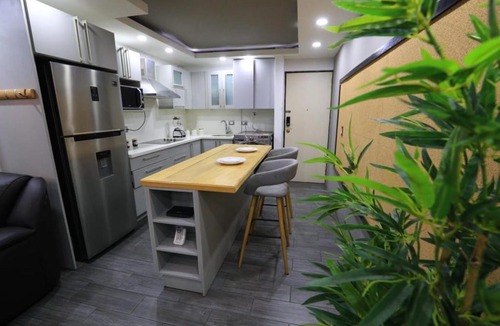 Zona 9 Apartment | Apartamento Avenida Reforma Ciudad de Guatemala
