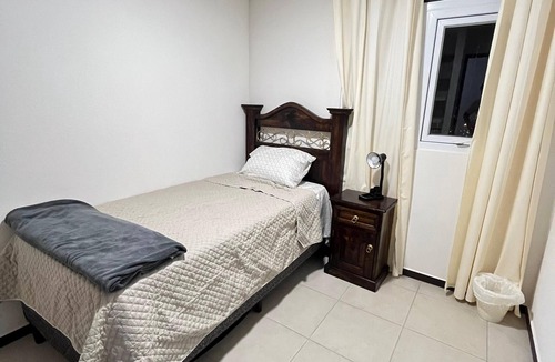 Zona 12 Apartment | Apartamento Completo Ciudad de Guatemala, Zona 11 Cercano Aeropuerto, Miraflores