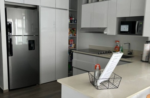 Zona 16 Apartment | Apartamento moderno remodelado limpio área Cayalá/Embajada USA/Explanada/UValle