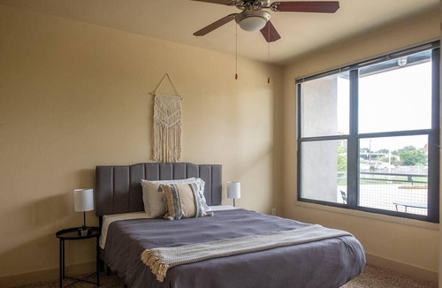 Downtown Fort Worth Apartment | Apartment ∙ 2 bedrooms ∙ 6 guests