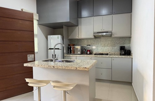 Las Gaviotas Apartment | Apartment Steps from the Beach and Golden Zone