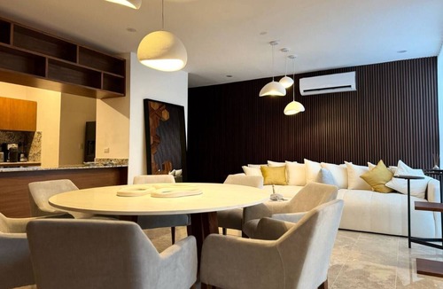Merida Apartment | Apartment with pool, gym and park