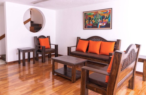 Colonia Vista Hermosa Uno Apartment | Apt with garden ideal for families 5 minutes from Cayala!
