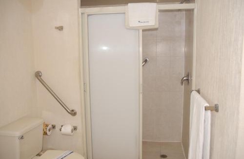 Aguascalientes Hotel | Aranzazu Plaza Kristal Aguascalientes