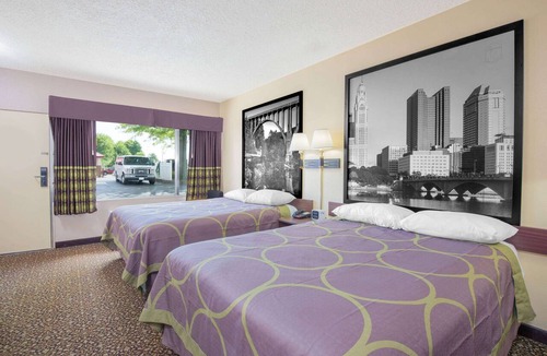 Ashland Hotel | Ashland Inn & Suites