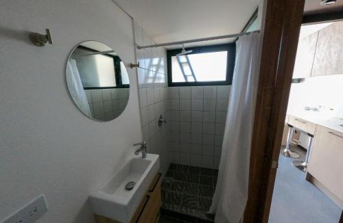 Zona 4 Apartment | Atom Cuatro 303