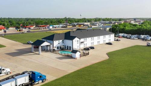 McGregor Hotel | Atria Hotel and RV McGregor